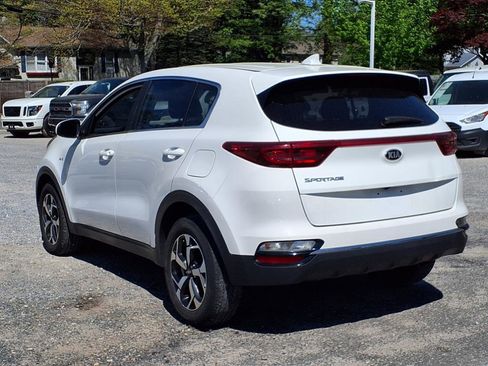 Used 2021 Kia Sportage LX image 7