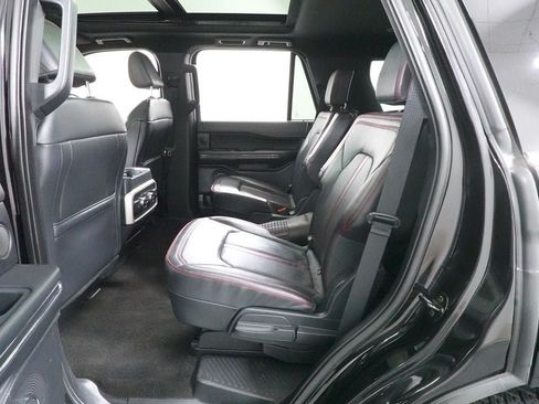 Used 2023 Ford Expedition Limited AWD/4WD image 28