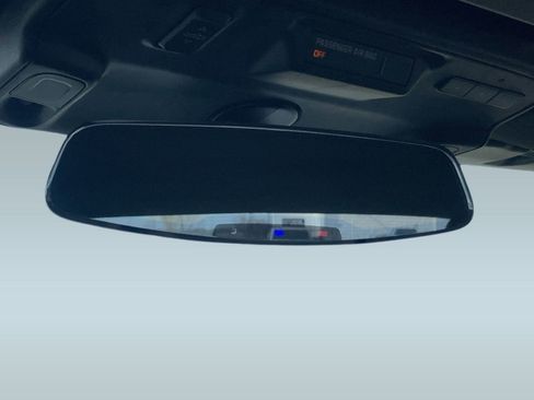 Used 2018 Chevrolet Camaro SS image 16