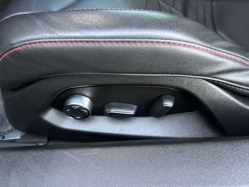 Used 2023 Chevrolet Corvette Stingray Premium Conv w/ Stealth Interior Trim Package image 18