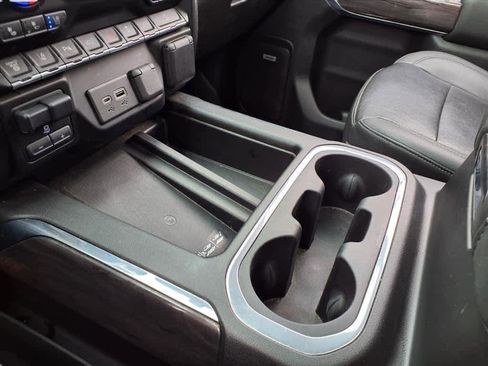 Used 2022 Chevrolet Silverado 2500 LTZ w/ LTZ Premium Package image 22