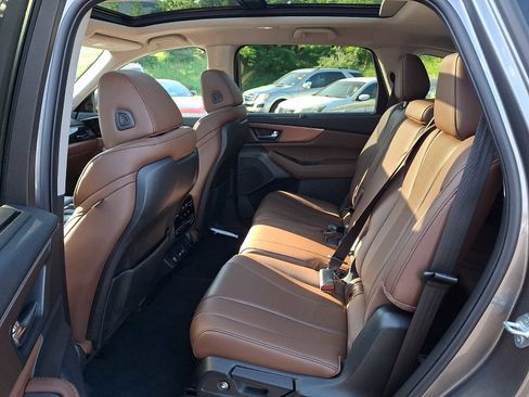 Used 2023 Acura MDX SH-AWD w/ Technology Package image 10