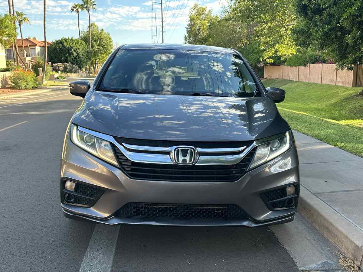 Used 2019 Honda Odyssey EX image 3