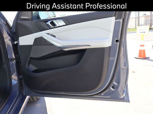 New 2026 BMW X7 xDrive40i image 11