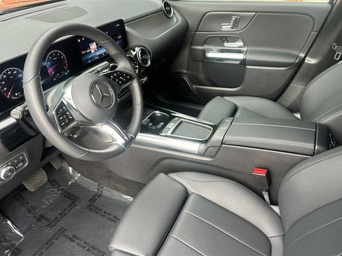 Certified 2025 Mercedes-Benz GLA 250 image 10