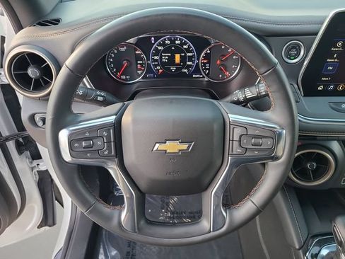 Used 2024 Chevrolet Blazer Premier FWD image 26