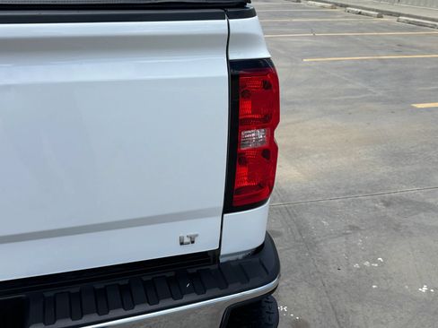 Used 2018 Chevrolet Silverado 1500 LT w/ LT Eassist Package RWD image 18