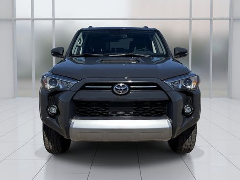 Used 2024 Toyota 4Runner TRD Off-Road Premium w/ Moonroof Package AWD/4WD image 9