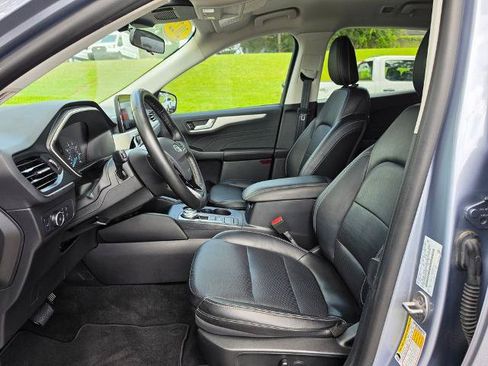 Certified 2022 Ford Escape SEL FWD image 9