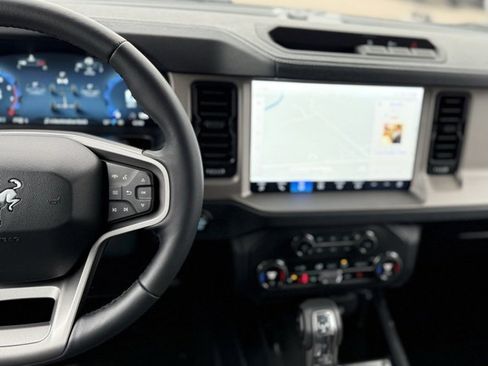 New 2025 Ford Bronco Outer Banks image 17