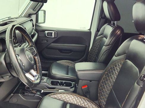 Used 2022 Jeep Wrangler Unlimited Sahara image 20