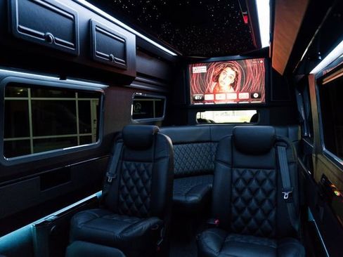 Used 2019 Mercedes-Benz Sprinter 4x4 170 image 13