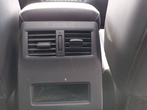 Used 2024 Mitsubishi Outlander SE AWD/4WD image 15