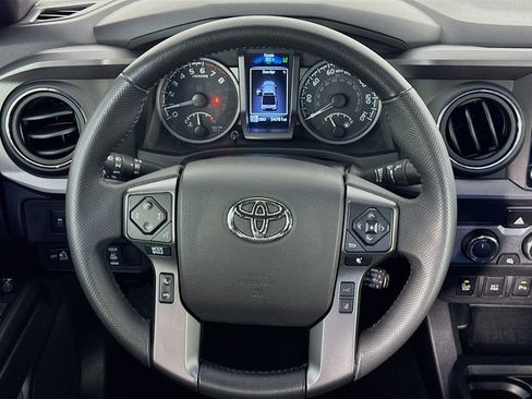 Used 2023 Toyota Tacoma TRD Off-Road w/ Advanced Technology Package AWD/4WD image 30