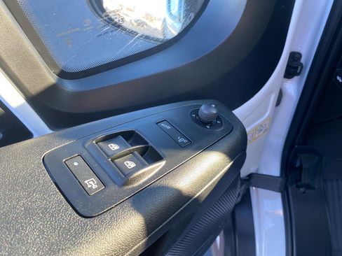 Used 2023 RAM ProMaster 2500 image 11