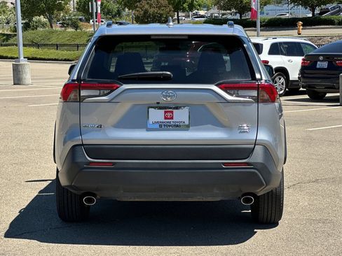 Certified 2025 Toyota RAV4 XLE AWD/4WD image 5