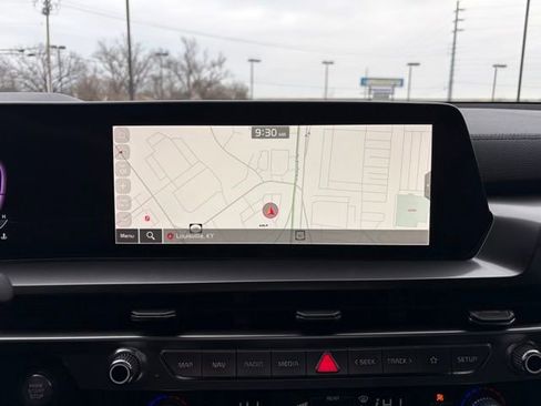 Used 2025 Kia Telluride S image 4