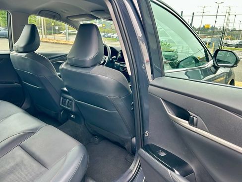 Certified 2025 Toyota Camry XLE FWD image 13