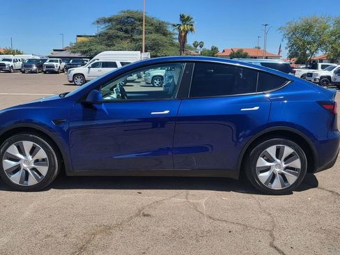 Used 2023 Tesla Model Y Long Range image 5