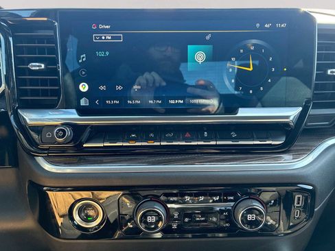 Certified 2022 Chevrolet Silverado 1500 RST image 13