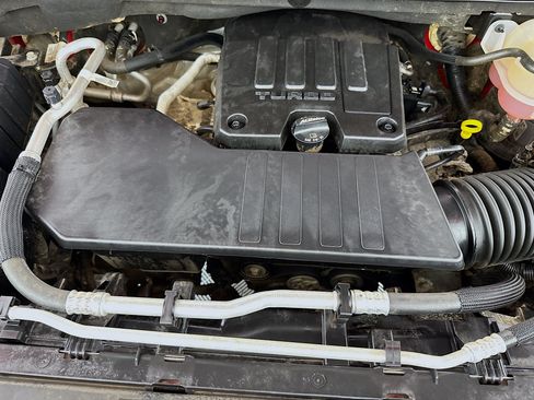 Used 2024 Chevrolet Silverado 1500 Custom RWD image 35