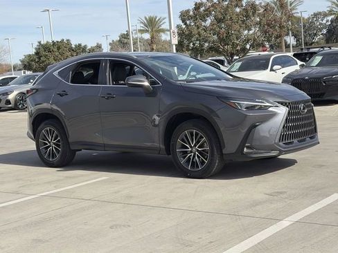 Used 2022 Lexus NX 350 AWD image 4