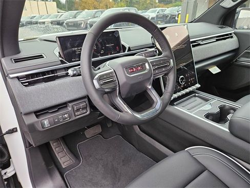 New 2026 GMC Sierra EV Elevation image 16