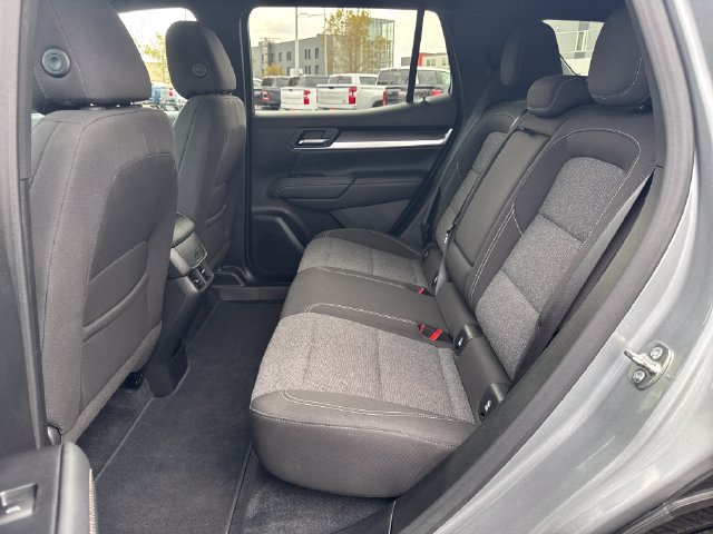 Used 2025 GMC Terrain Elevation AWD/4WD image 25