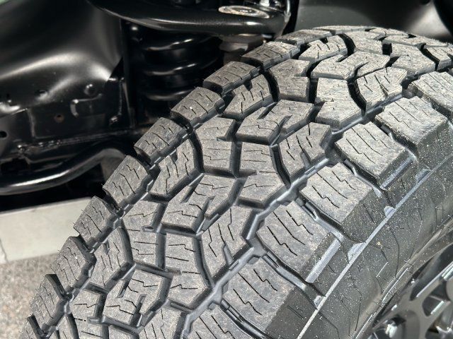 Certified 2022 Toyota 4Runner TRD Off-Road AWD/4WD image 35