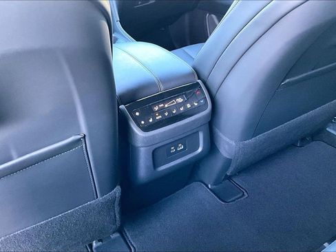 Certified 2025 INFINITI QX60 Luxe w/ Vision Package FWD image 35