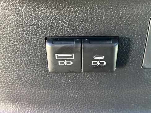 New 2026 Toyota Tundra SR5 image 18