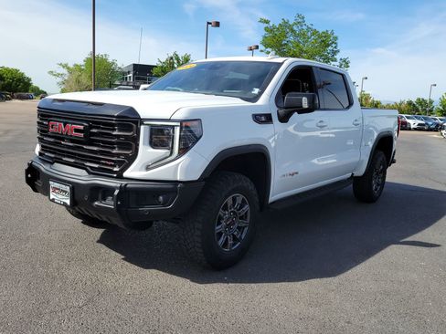 Used 2024 GMC Sierra 1500 AT4X AWD/4WD image 4