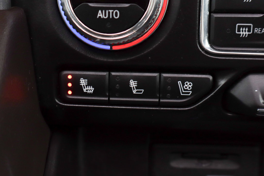 Used 2021 GMC Yukon XL SLT w/ SLT Premium Package AWD/4WD image 40