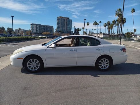 Used 2004 Lexus ES 330 image 5