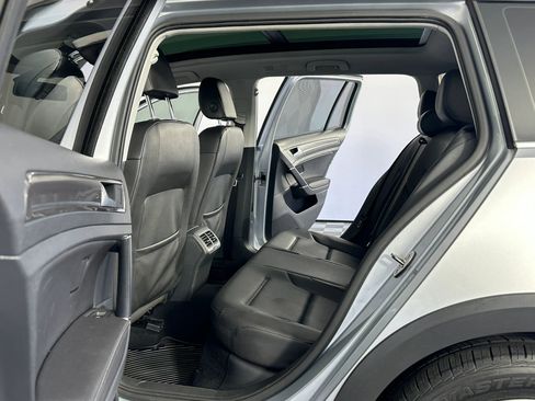 Used 2017 Volkswagen Golf Alltrack SE image 30