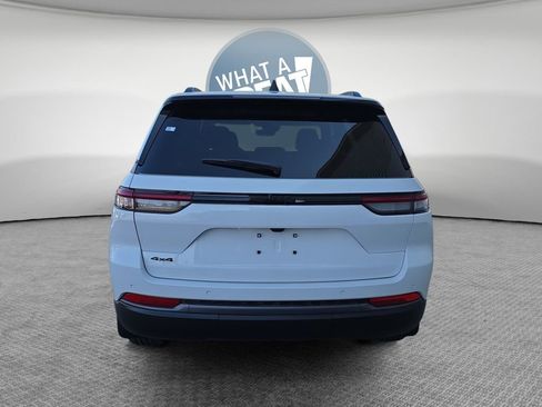 New 2026 Jeep Grand Cherokee 4WD image 5