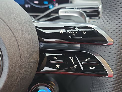 New 2026 Mercedes-Benz GLC 43 AMG 4MATIC Coupe image 18