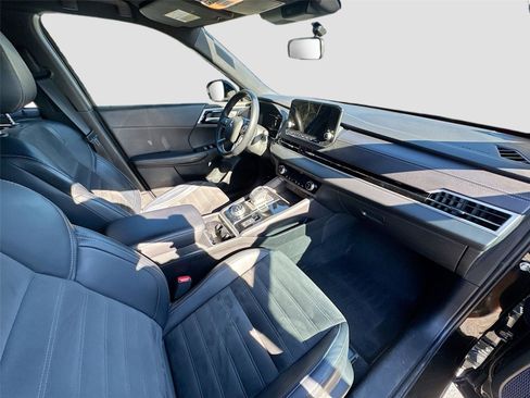 Used 2023 Mitsubishi Outlander SE Black Edition image 10