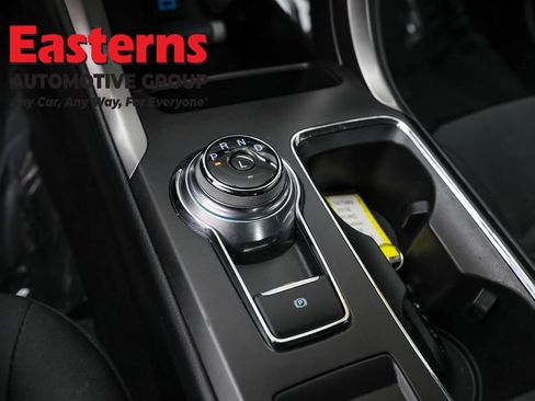 Used 2018 Ford Fusion SE image 13