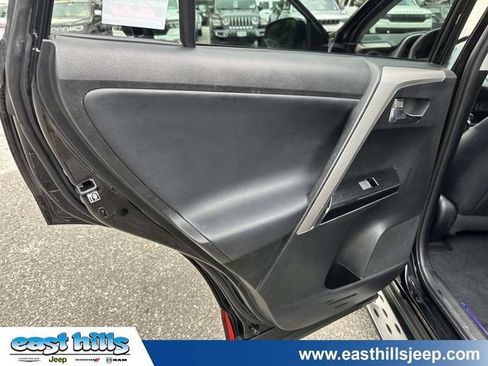 Used 2016 Toyota RAV4 Limited AWD/4WD image 19