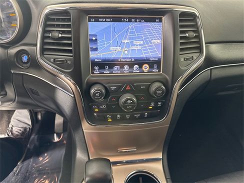 Certified 2017 Jeep Grand Cherokee Limited image 29