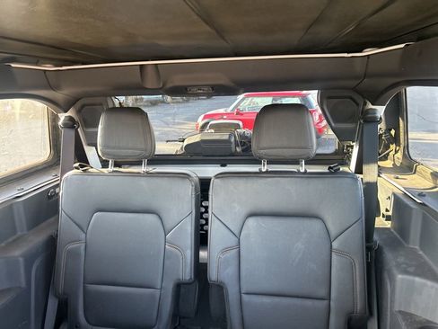 Used 2021 Ford Bronco Badlands w/ Sasquatch Package image 18