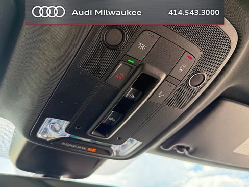 Used 2024 Audi Q3 2.0T Premium Plus AWD/4WD image 34