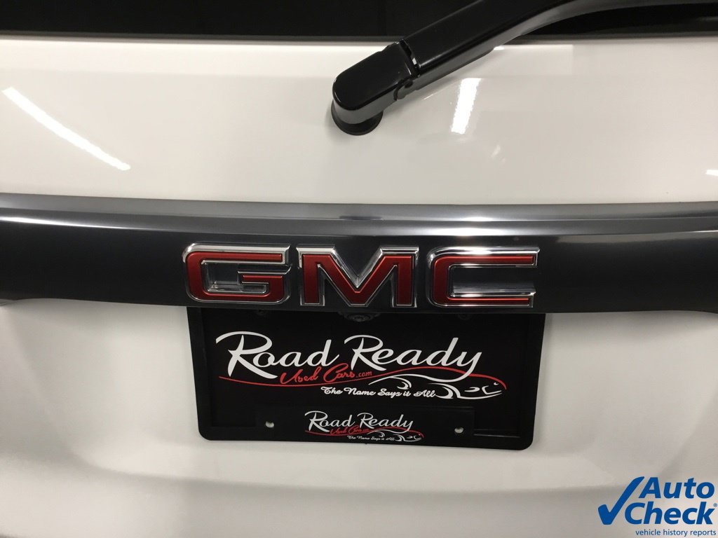 Used 2022 GMC Acadia AT4 w/ Technology Package AWD/4WD image 14