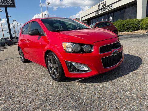 Used 2015 Chevrolet Sonic RS FWD image 2
