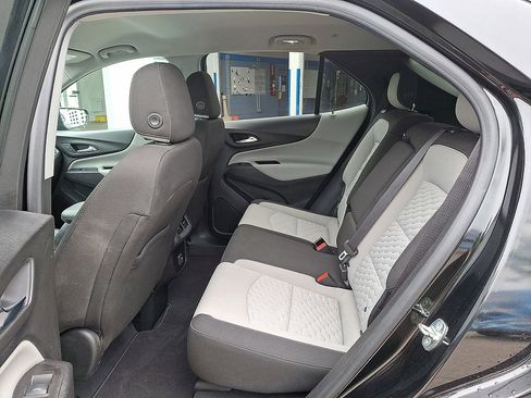 Certified 2020 Chevrolet Equinox LS w/ LS Convenience Package FWD image 19