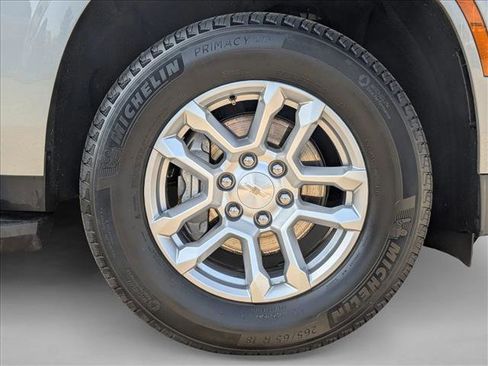 Used 2025 Chevrolet Tahoe LT AWD/4WD image 25