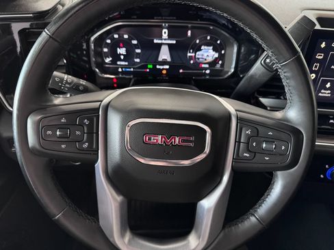 Used 2023 GMC Sierra 1500 Elevation AWD/4WD image 12