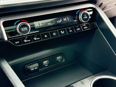 Used 2024 Kia K5 GT-Line image 11