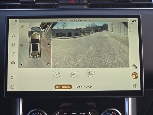 Used 2023 Land Rover Range Rover SE image 19